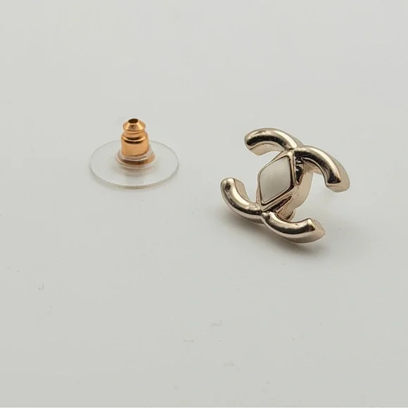 CHANEL CC LOGO STUD EARRINGS — GOLD TONE - Picture 3 of 6